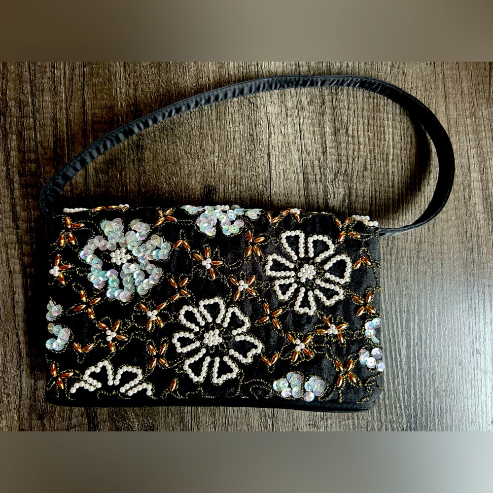 Small Franchi Beaded Handbag